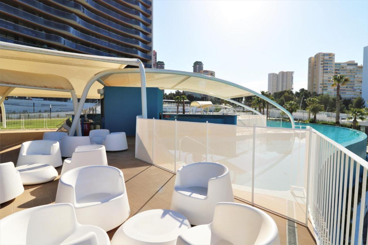 Sunset Waves 18-35 Poniente Beach Resort Benidorm Exterior photo