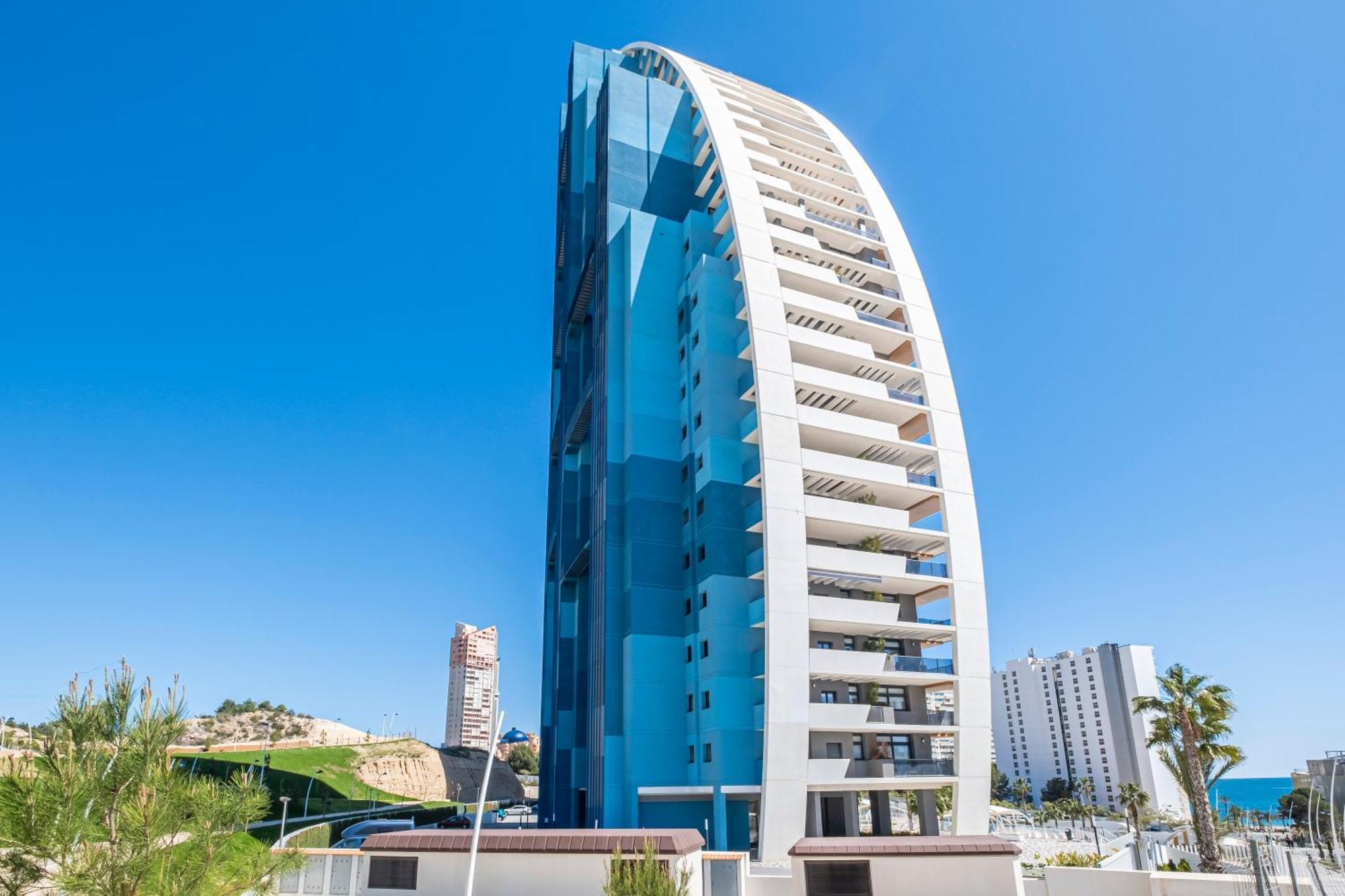 Sunset Waves 18-35 Poniente Beach Resort Benidorm Exterior photo
